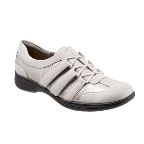 Trotters Womens 7 Joy Slip-On Sneaker in Pewter Gray Silver Leather NEW - Picture 1 of 11